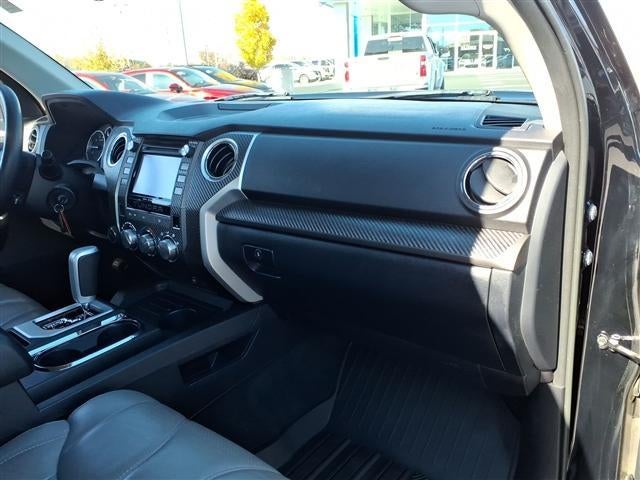 2017 Toyota Tundra 4WD SR5