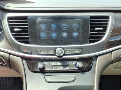 2017 Buick LaCrosse Essence