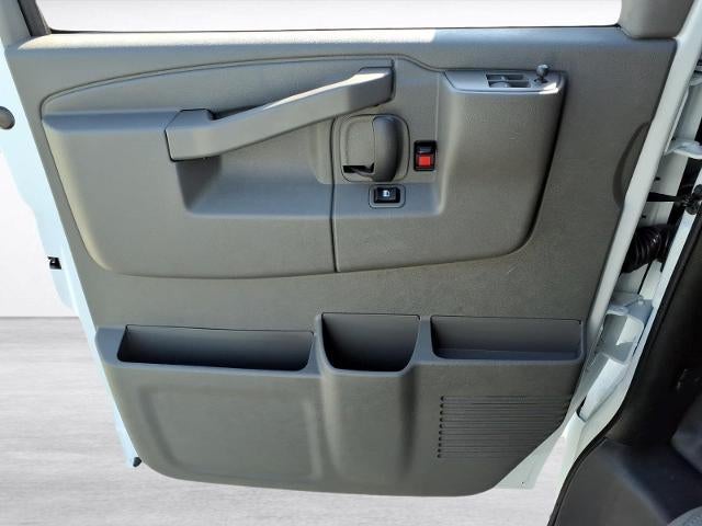 2026 Chevrolet Express Cargo 1WT