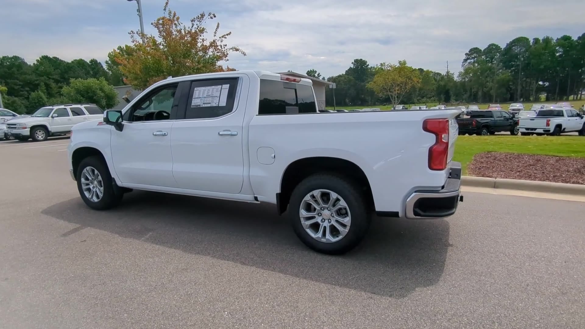 2025 Chevrolet Silverado 1500 LTZ