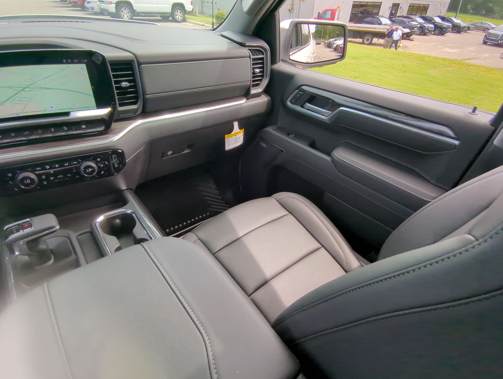 2025 Chevrolet Silverado 1500 LTZ - Photo 53
