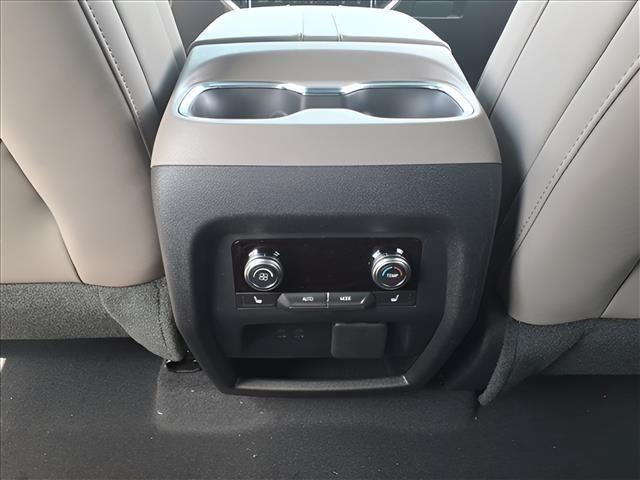 2026 GMC Acadia Elevation - Photo 22